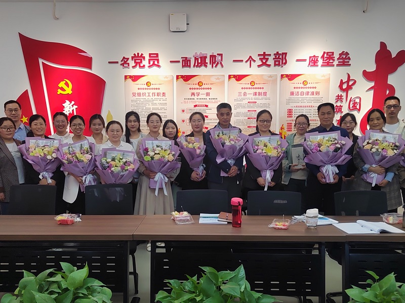 美高梅mgm1888隆重举行青年教师拜师仪式.jpg